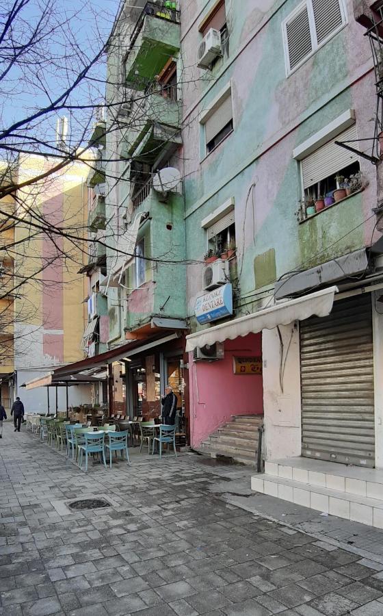 Rondine Studio Apartment Tirana Buitenkant foto