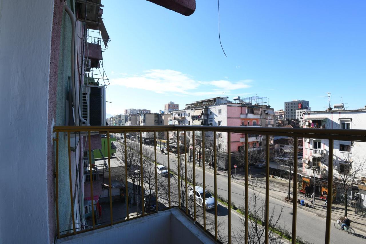 Rondine Studio Apartment Tirana Buitenkant foto