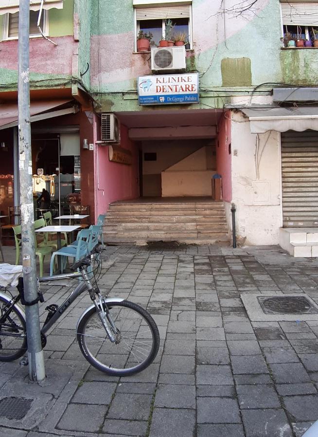 Rondine Studio Apartment Tirana Buitenkant foto